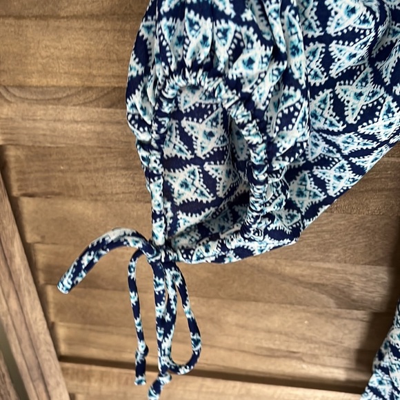 Banana Republic blouse size XS - Picture 4 of 5